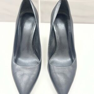 Michael Kors classic pointed toe Black Heels